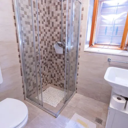 Diran Apartment